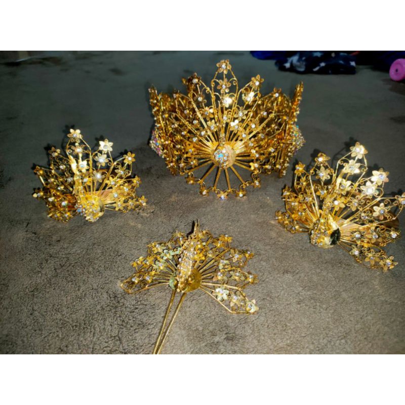 Mahkota Siger Merak Syahrini Crystal Cantik