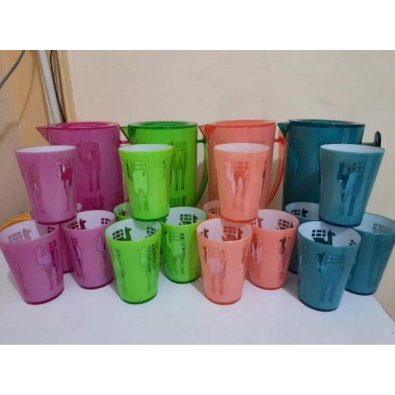 Teko Set Unta Teko Plastik Set 4 Gelas