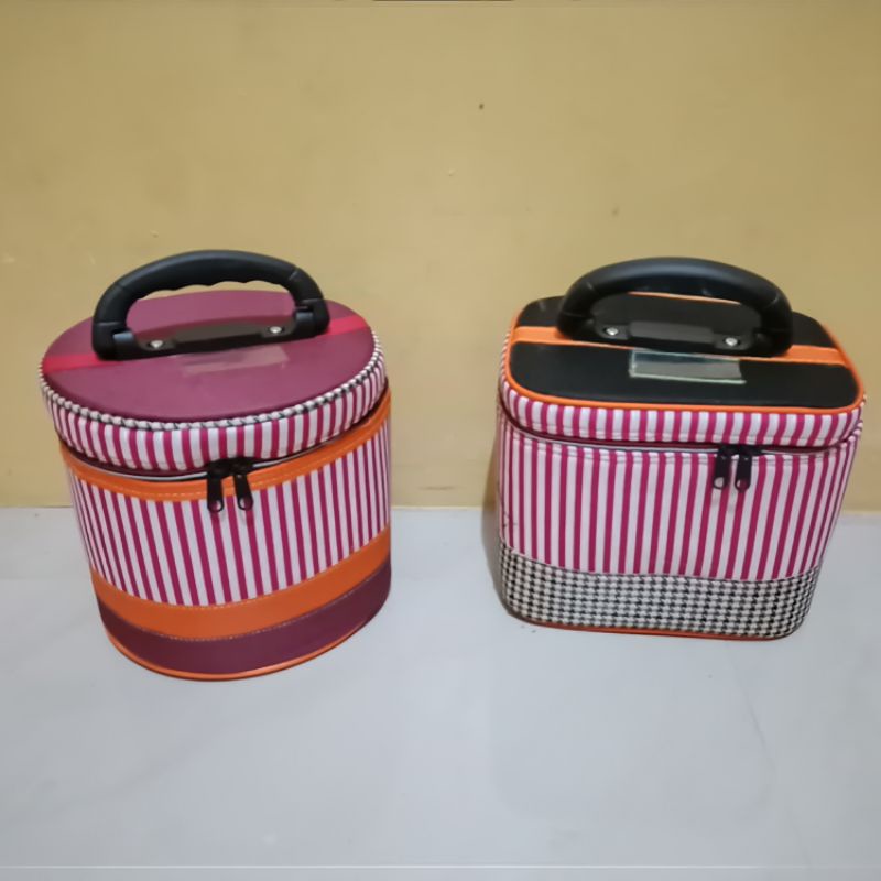 bakul beras takziah / tas serbaguna  / tas ondangan  / tas beras / tas tenong / multi bag / tas kosmetik / tas undangan hand bag tas tangan /tas wanita tas tempat bekal /tas unik / tas untuk bekal / tas baju bayi tas segi tas bulat oval