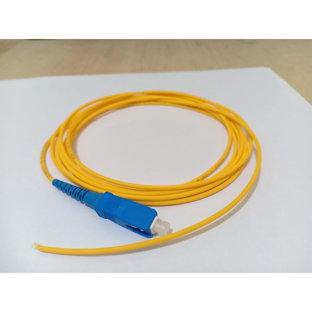 Pigtail SC UPC 2mm 1.5Meter 2MM /Pigtail SC UPC Fiber Optik - 2mm