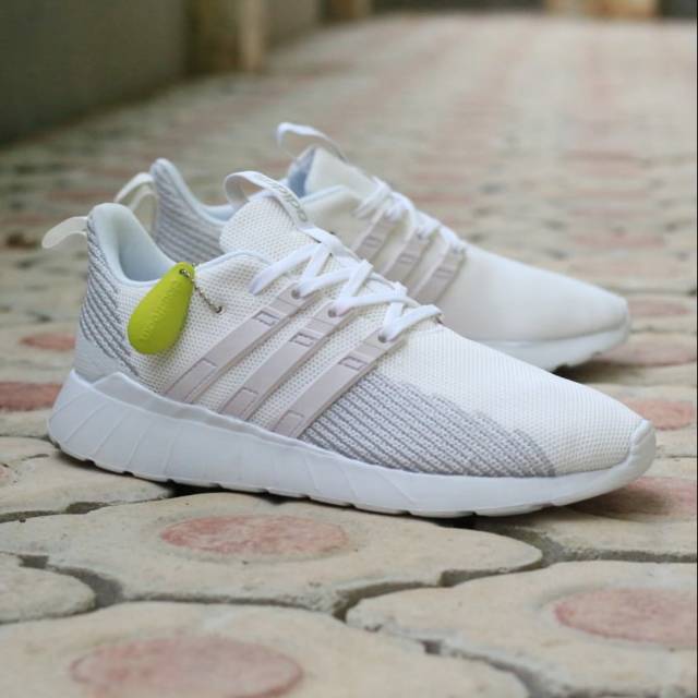 adidas questar flow all white