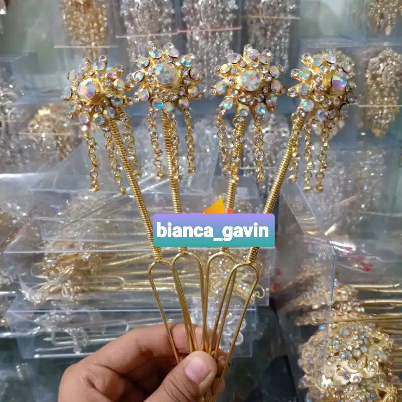 Cunduk Mentul Kecil/ Kembang Goyang Bunga