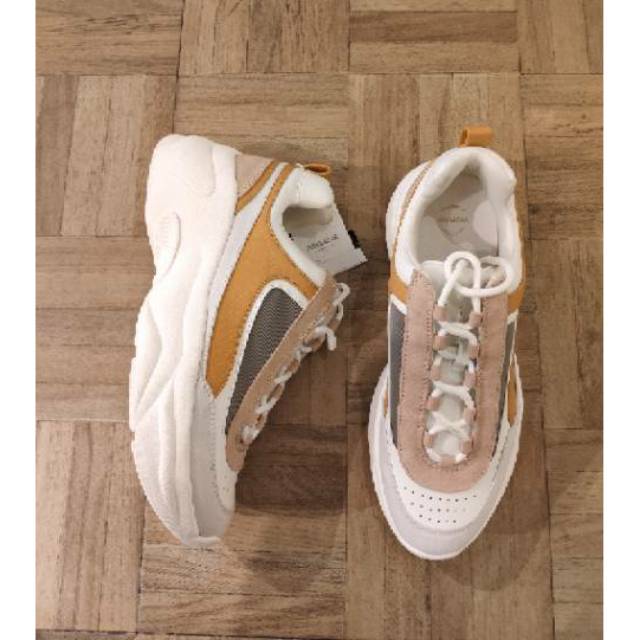 Sepatu senakers cewek pull bear Fashion trainers with Sepatu senakers cewek pull bear Fashion trainers with