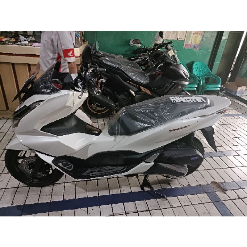PCX 160 ABS TH 2022 KM 1 PLAT JAKTIM GRESS