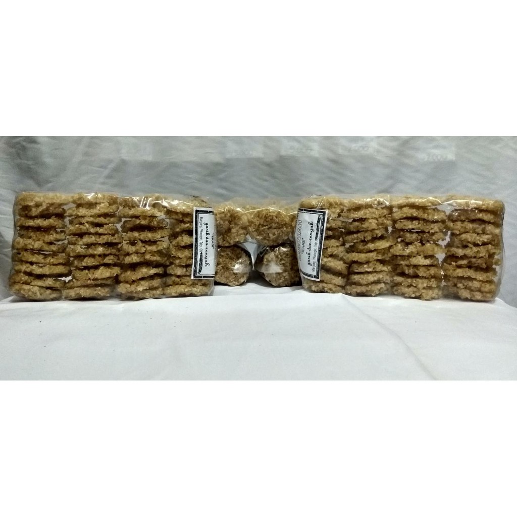 

Vania Snack Rengginan Mentah Barokah Rasa TerasiKemasan 500gram