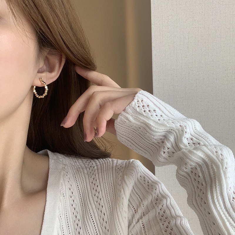 Anting Stud Bentuk Geometris Warna Emas Gaya Vintage Korea Minimalis Untuk Wanita