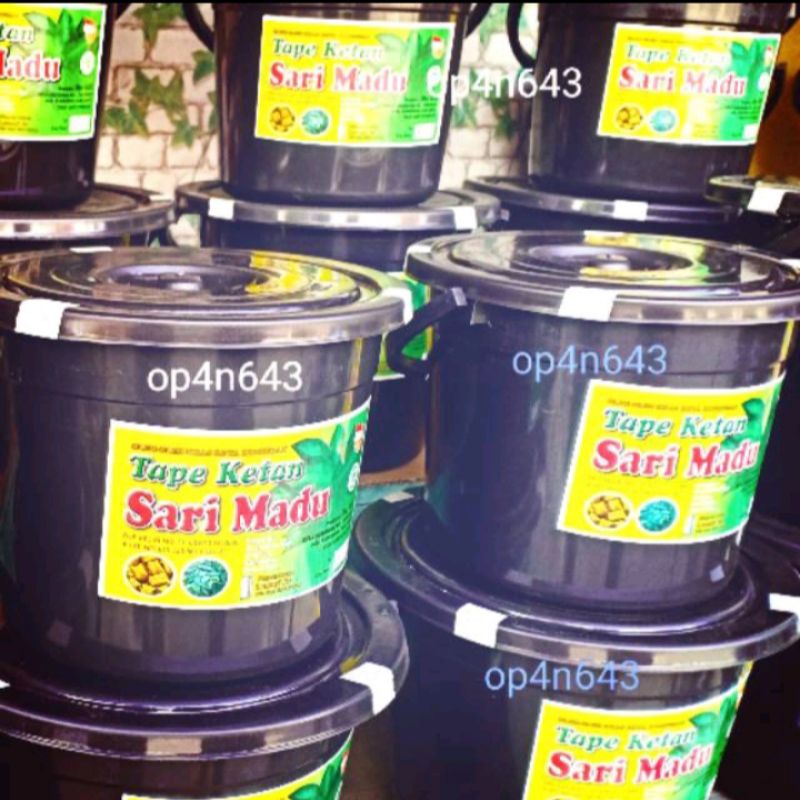 

Tape Ketan Oleh-Oleh Khas Kuningan Cirebon