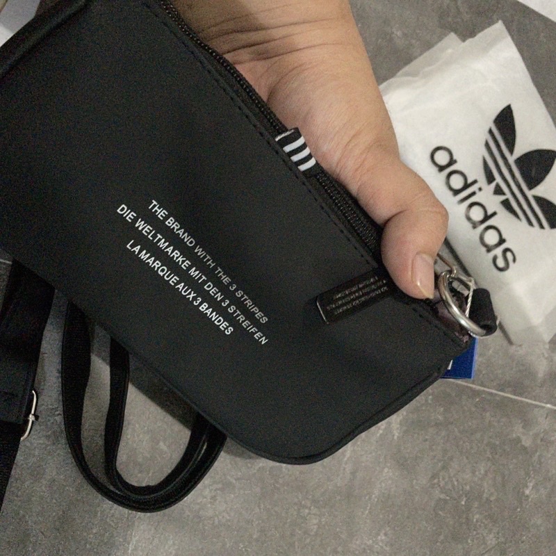 ((TERMURAH)) SLINGBAG ADIDAS CHAIN CHUNCKY ISSEY MIYAKE / HANDBAG ADIDAS / TAS SELEMPANG ADIDAS / TAS WANITA ADIDAS / CHAIN BAG ADIDAS / TAS ADIDAS / TAS SELEMPANG ADIDAS