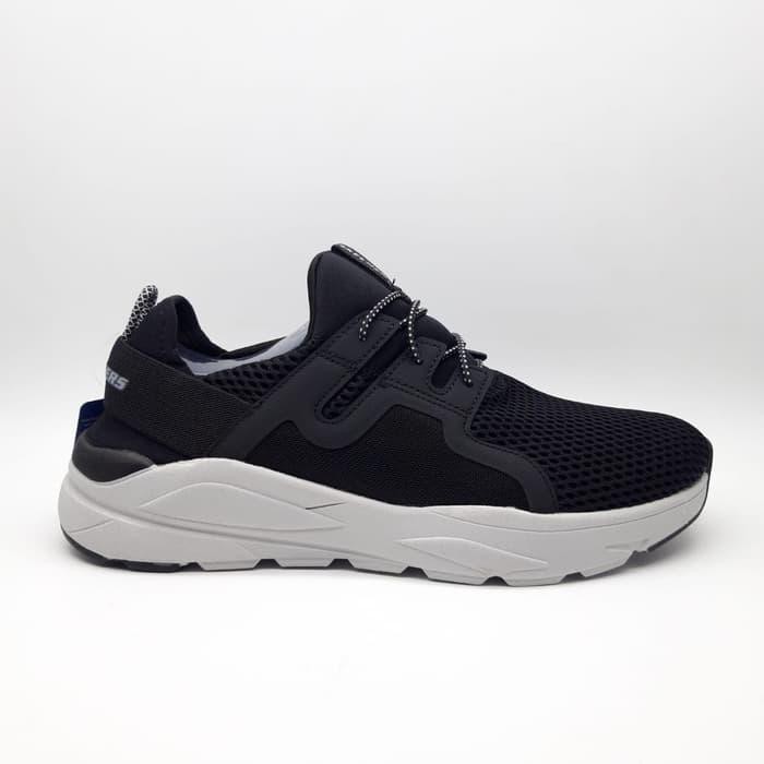 SEPATU OLAHRAGA SKECHERS VERRADO BLACK WHITE ORIGINAL SHOES