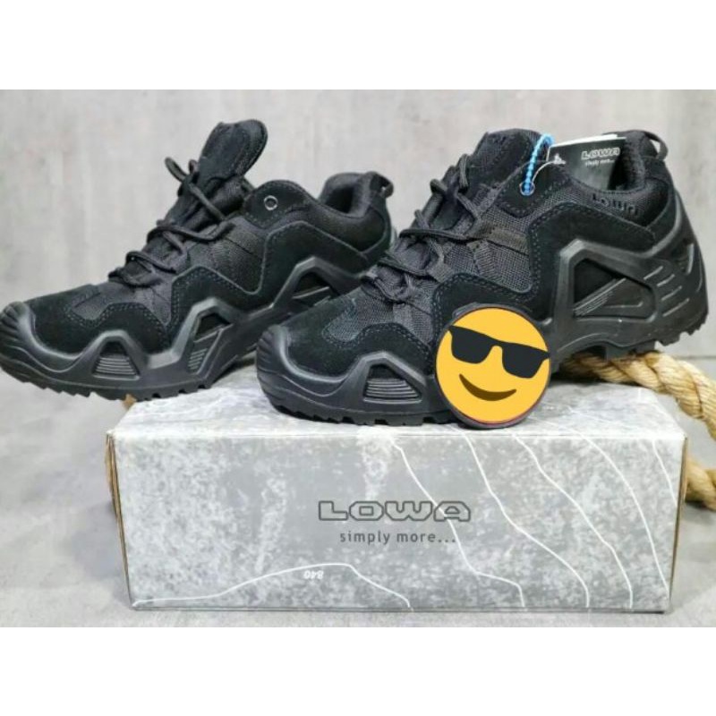 HIKING OUTDOR TACTICAL SEPATU LOWA CATS HITAM 4 INCH