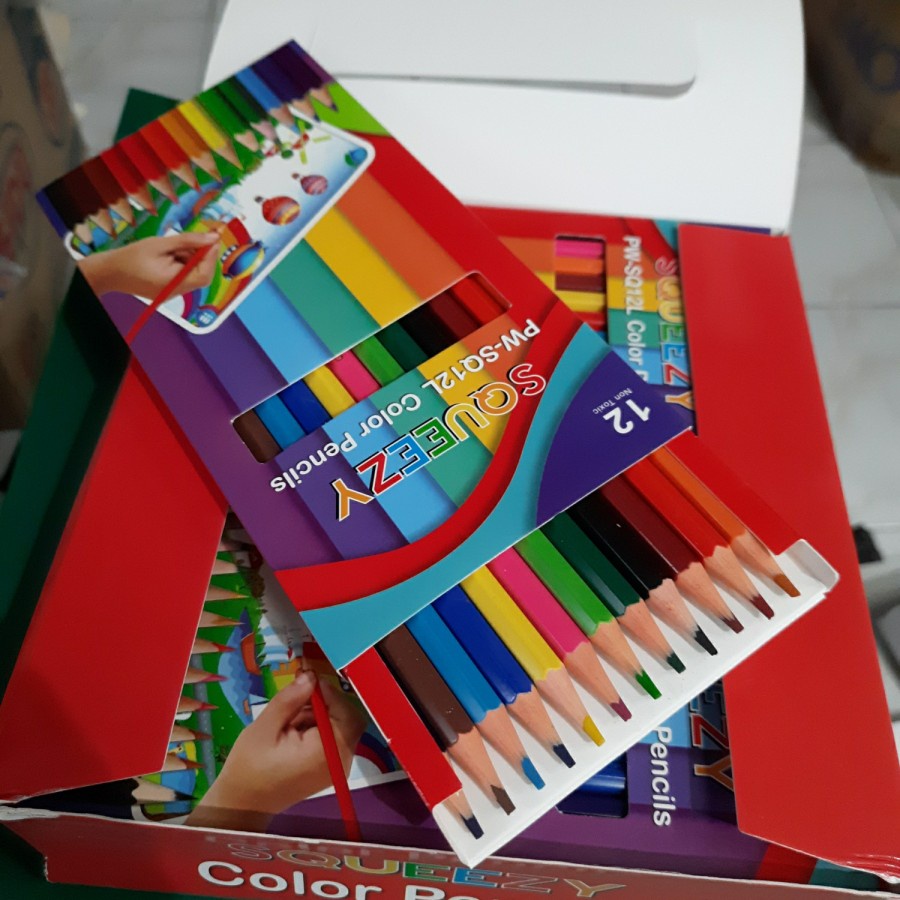 

Pensil Warna Squeezy 12 Warna Panjang - 1 Set