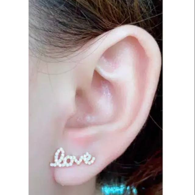 Anting tusuk love , anting tulisan love,  anting tusuk tulisan love