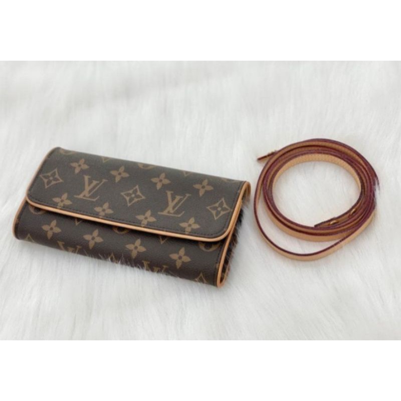 LV florentine monogram canvas with long strip 16cm