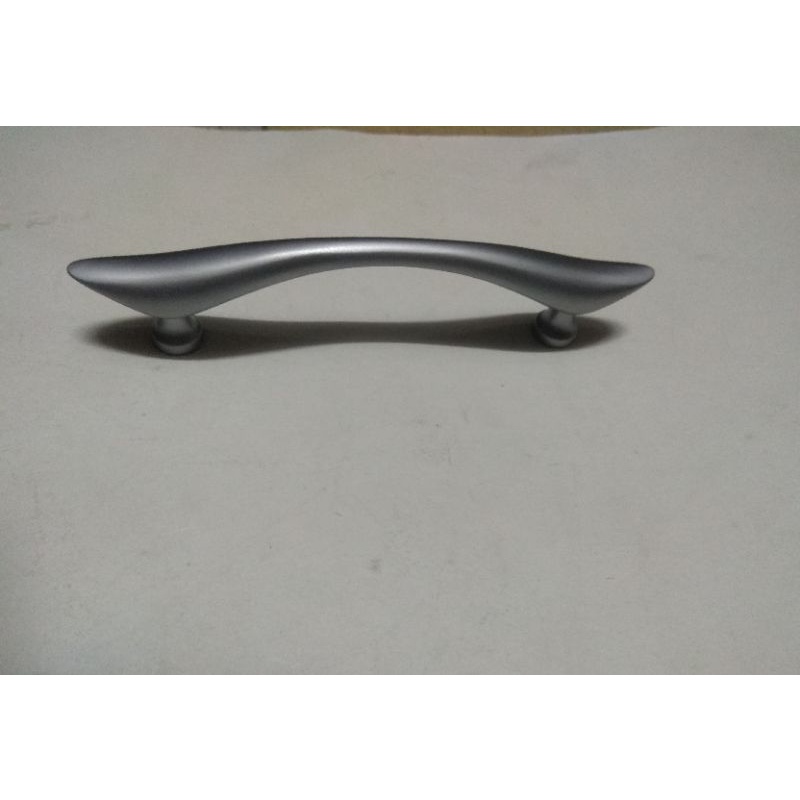 TARIKAN LEMARI MERK ALBION,  HANDLE LEMARI,  FURNITURE HANDLE,  HANDLE PINTU LEMARI DAPUR,  TARIKAN 