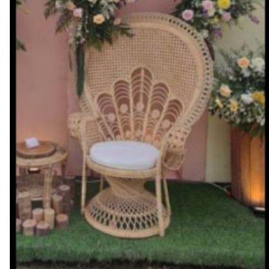 kursi merak rotan + bantalan