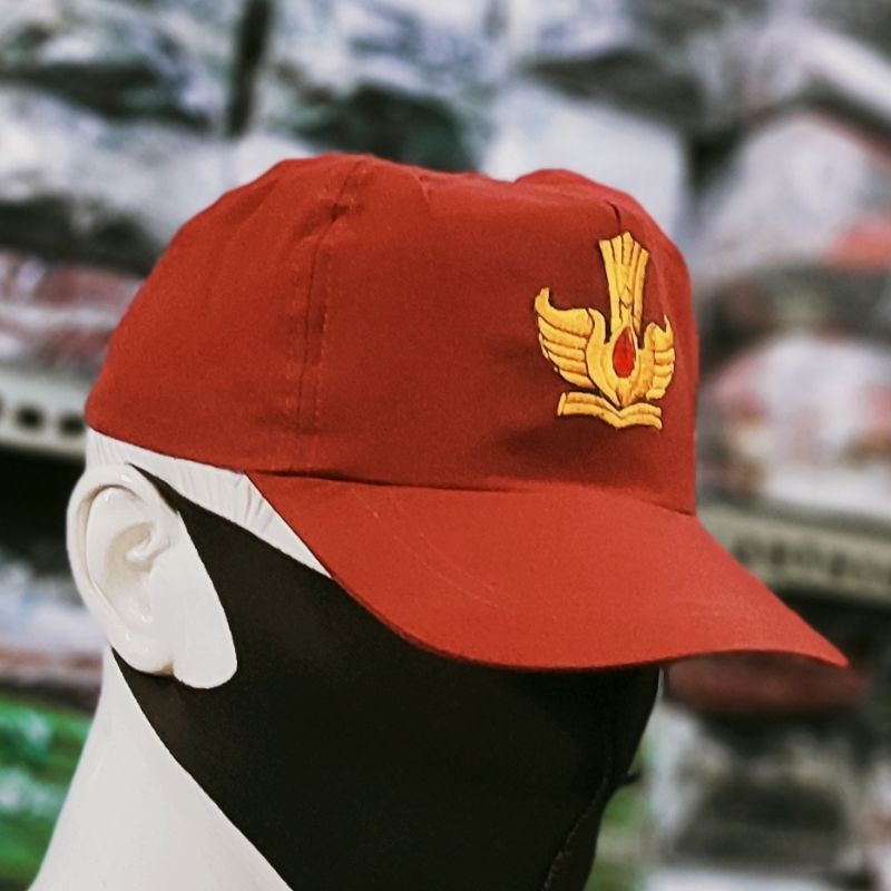 TOPI DAN DASI SD BORDIR MERAH/MERAH PUTIH PUTRA DAN PUTRI