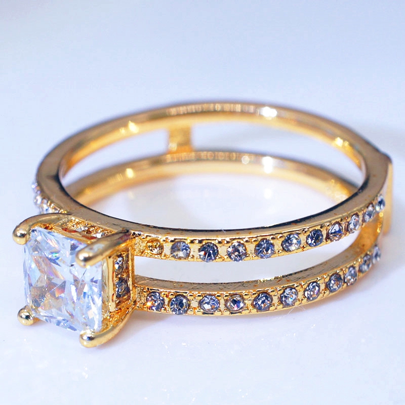 Korea Cincin Wanita Lapis Emas 18K dengan Berlian Imitasi Untuk Perhiasan-5