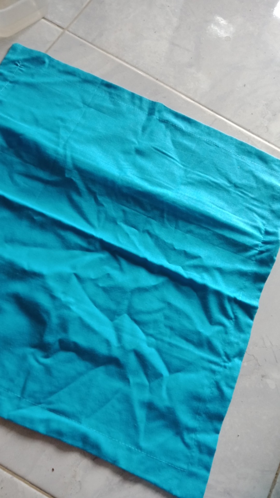 Marvelo Sarung Bantal Cinta Katun Polos Warna Warni