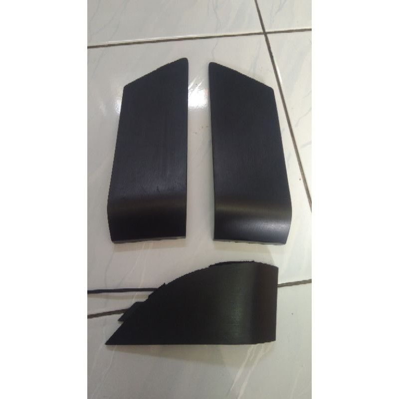 tutup bemper depan Avanza lama tipe S