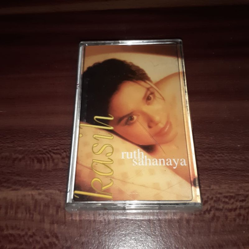 Kaset RUTH SAHANAYA - Kasih