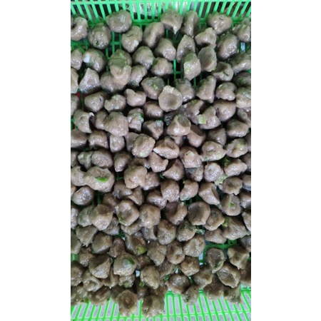 

Baso Cirawang ecer perbiji / baso Aci Tulang Rangu Asli Garut