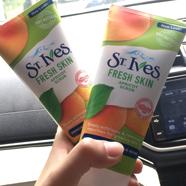 St Ives Apricot Scrub