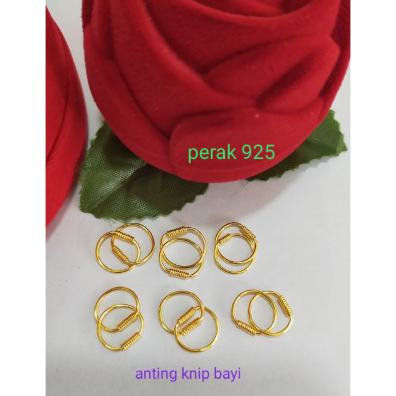 anting knip bayi polos perak,925 sepuh emas kuning 27500/pasang