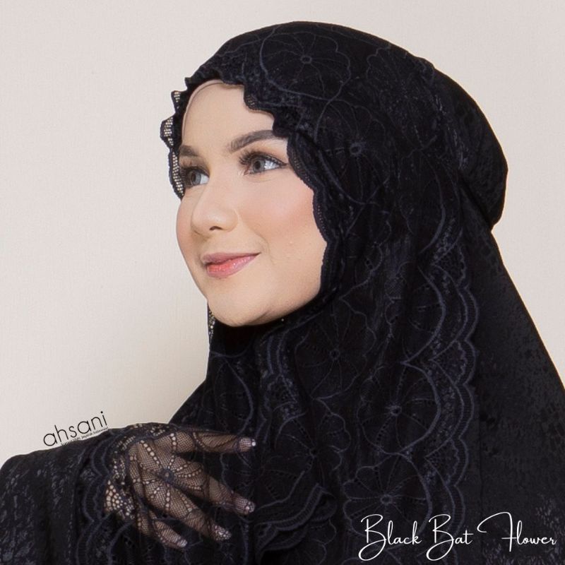 MUKENA AHSANI HITAM ZAHRA EMBOS - BLACK BAT FLOWER