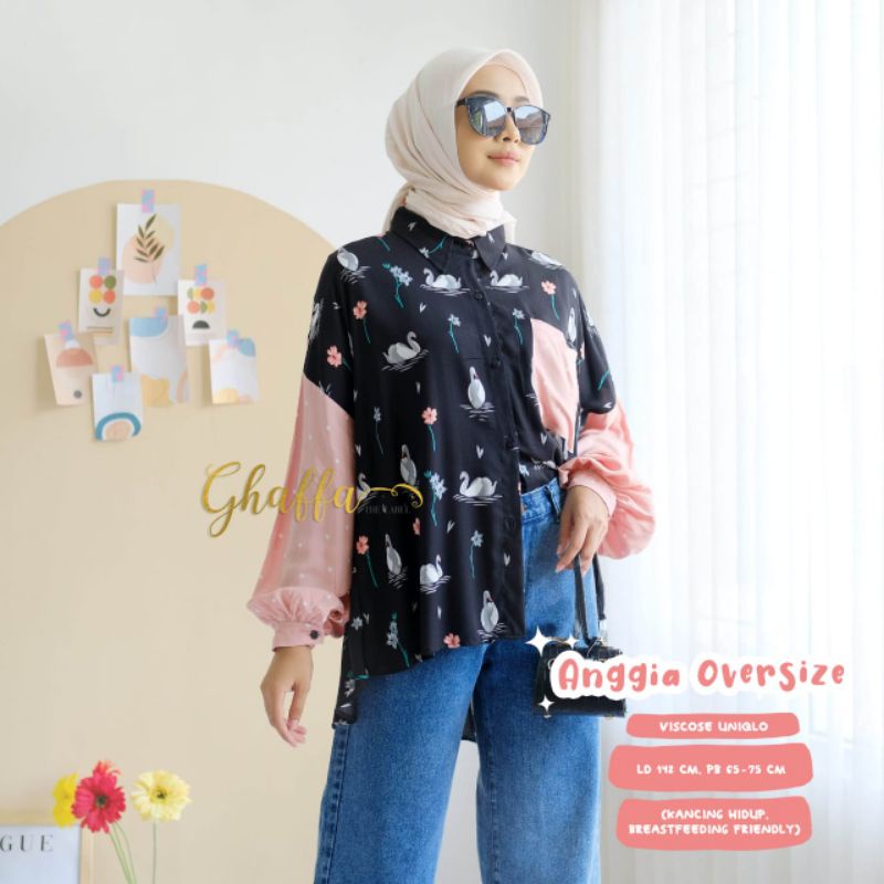 Anggia oversize by ghaffa label blouse motif