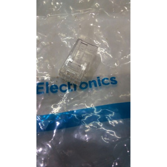 

RJ 45 AMP PER PAK