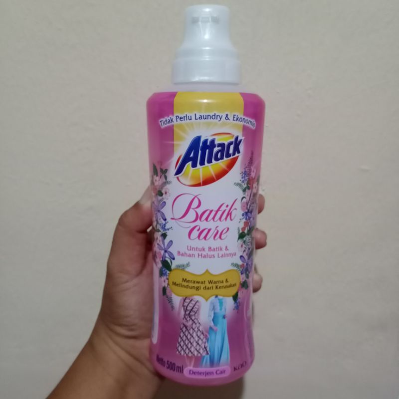 Attack Detergent Cair Batik Care Botol 500ml