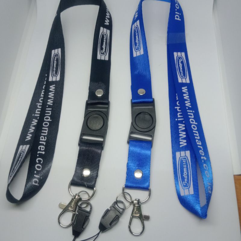 

Indomart Lanyard Tali Gantungan Id Card Holder Berlogo