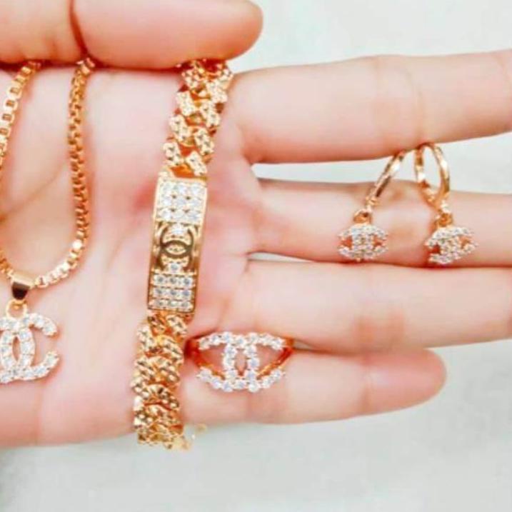 4.4 PROMO BRAND satu set perhiasan wanita dewasa terkini titanium gold anti luntur dan terlaris gros