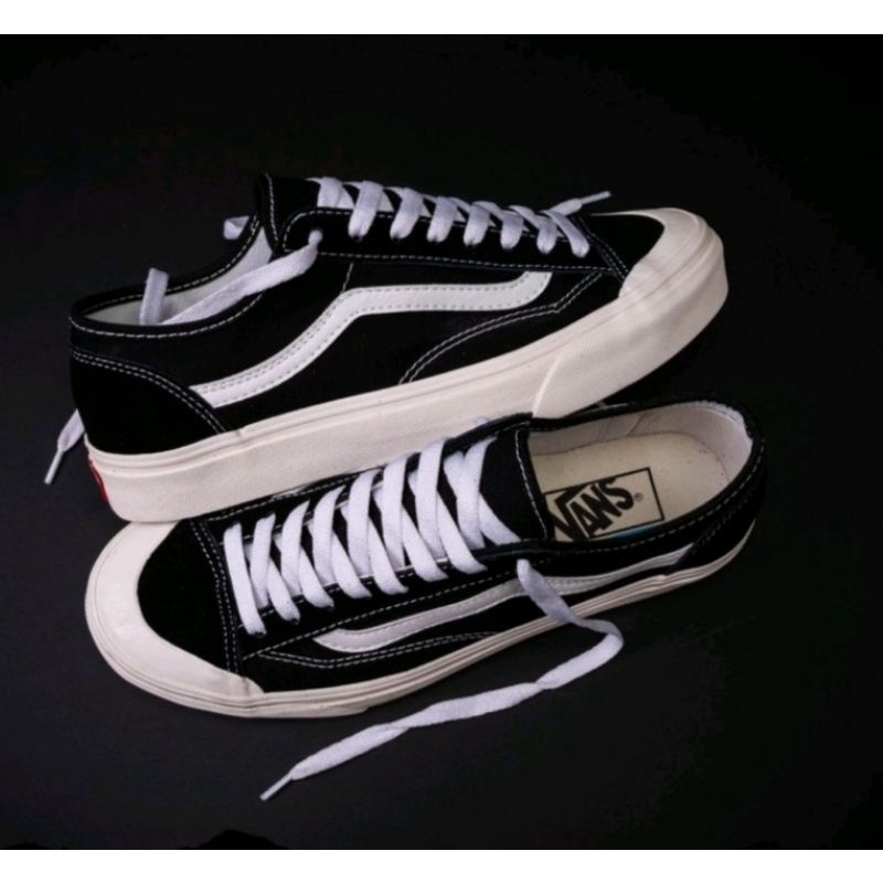 100% PREMIUM VANS OLD SKOOL HALF MOON BLACK WHITE IMPORT MADE IN CHINA