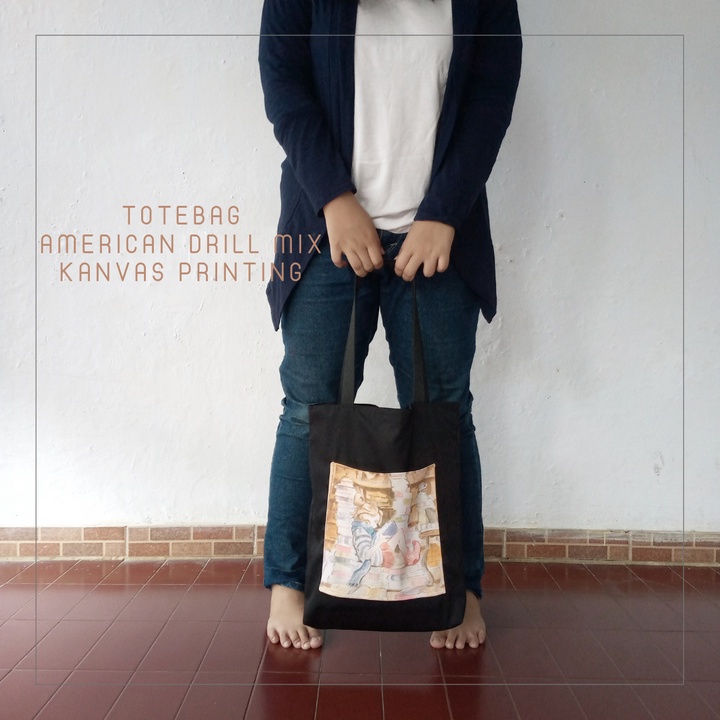 Dresh Erma Totebag Membaca Buku