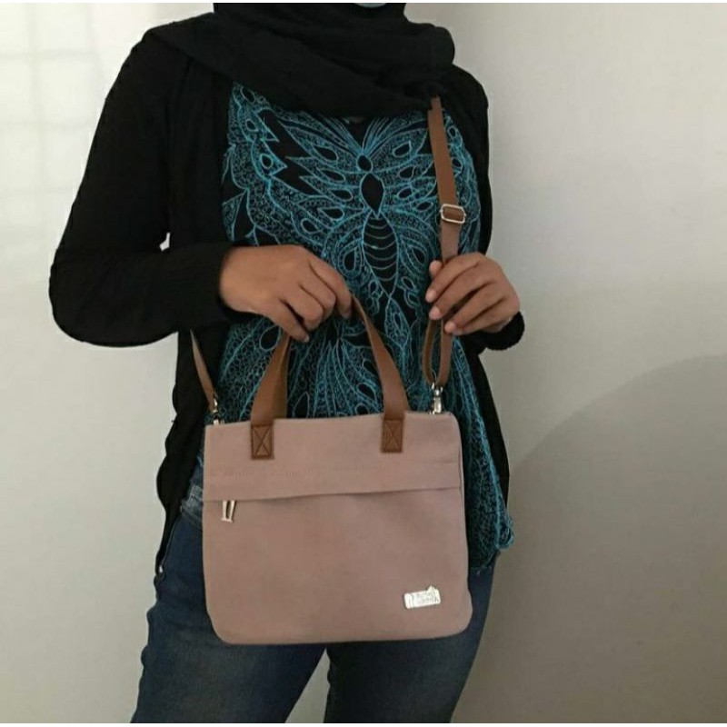 Tas Selempang Yasmin Rumah Warna