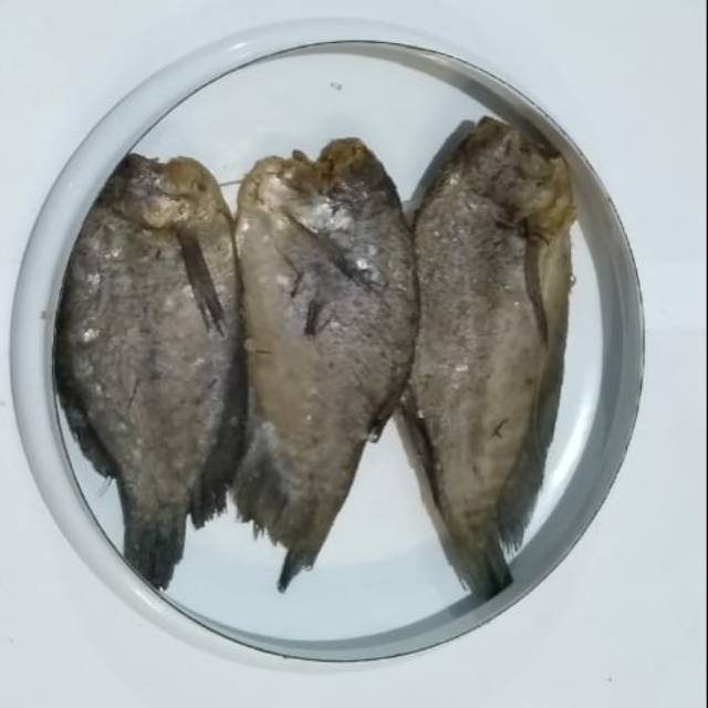 

Ikan asin Sepat