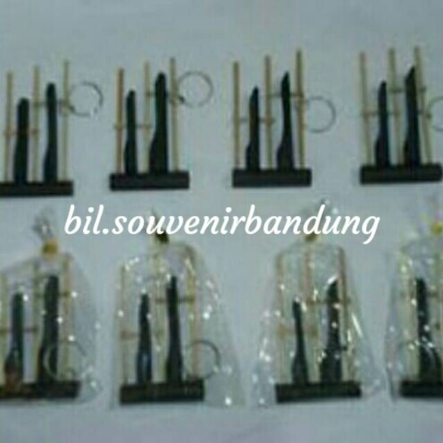 SOUVENIR//gantungan kunci/isi100pcs