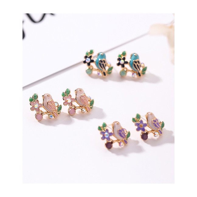 LRC Anting Tusuk Fashion Bird&amp;flower Shape Decorated Earrings