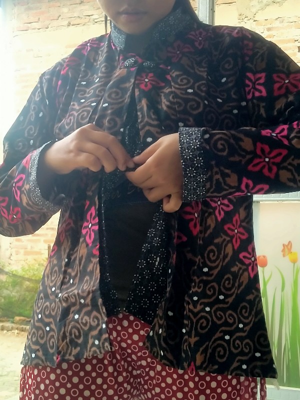 Atasan Batik Blouse Seragam Batik Solo Batik Kantor Baju Batik Wanita Bd 187