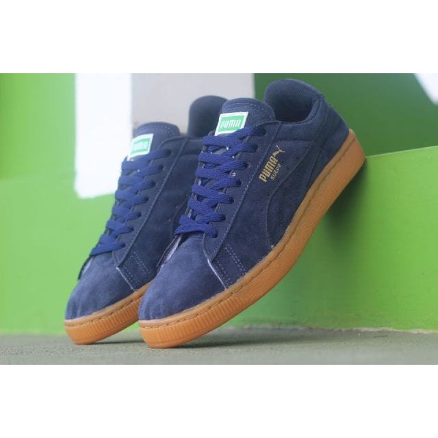 sepatu casual pria puma suede original premium navy gum 39-44 import