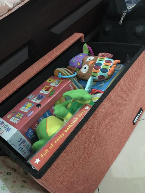 Storage Chair/ Tempat  Penyimpanan