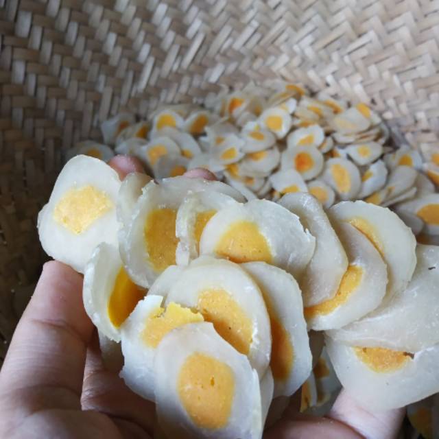

Krupuk Telur Asin