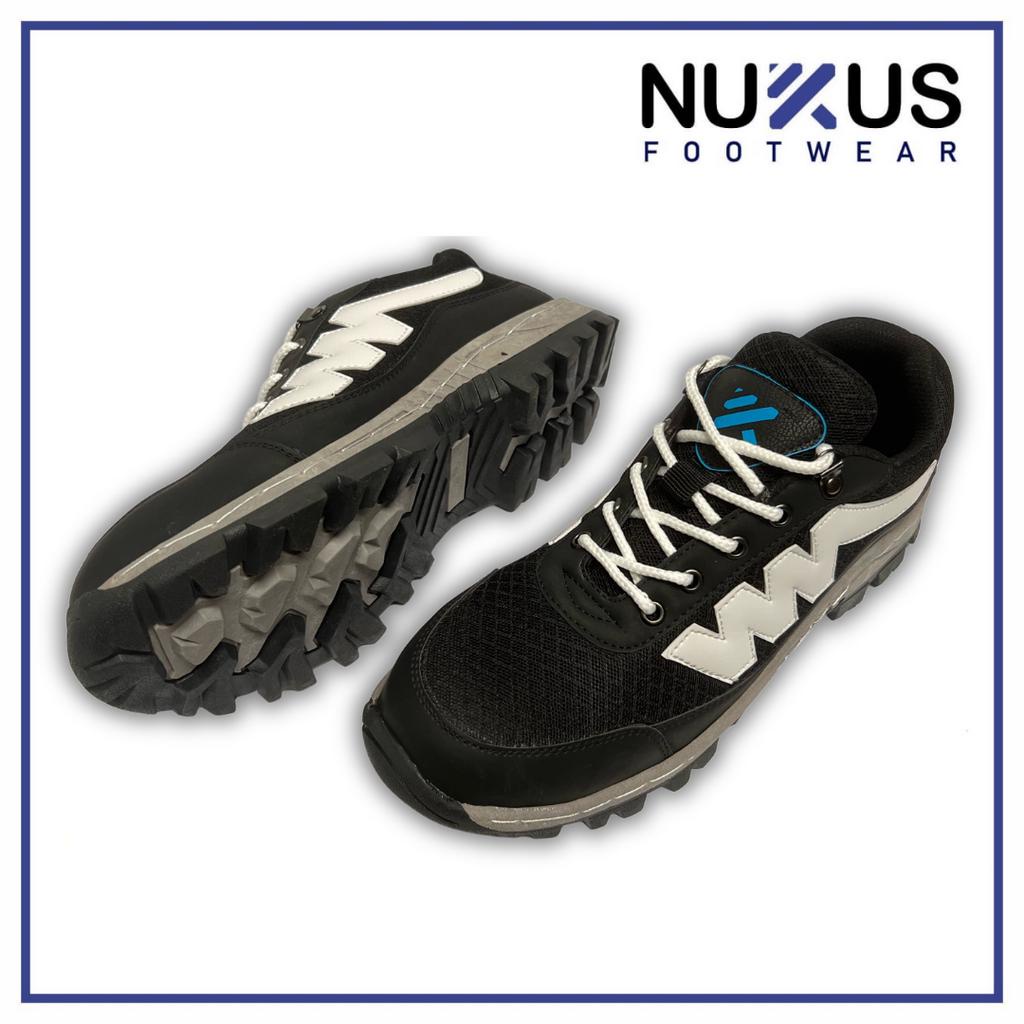 Nukus Sepatu Safety Casual Ujung Besi Tali Pendek - SFM P Hitam Putih