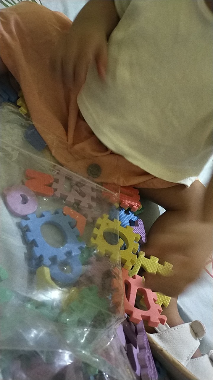 36pcs / Set Karpet Alas Lantai Mini Dengan Bahan Halus Dan Gambar Motif Alfabet