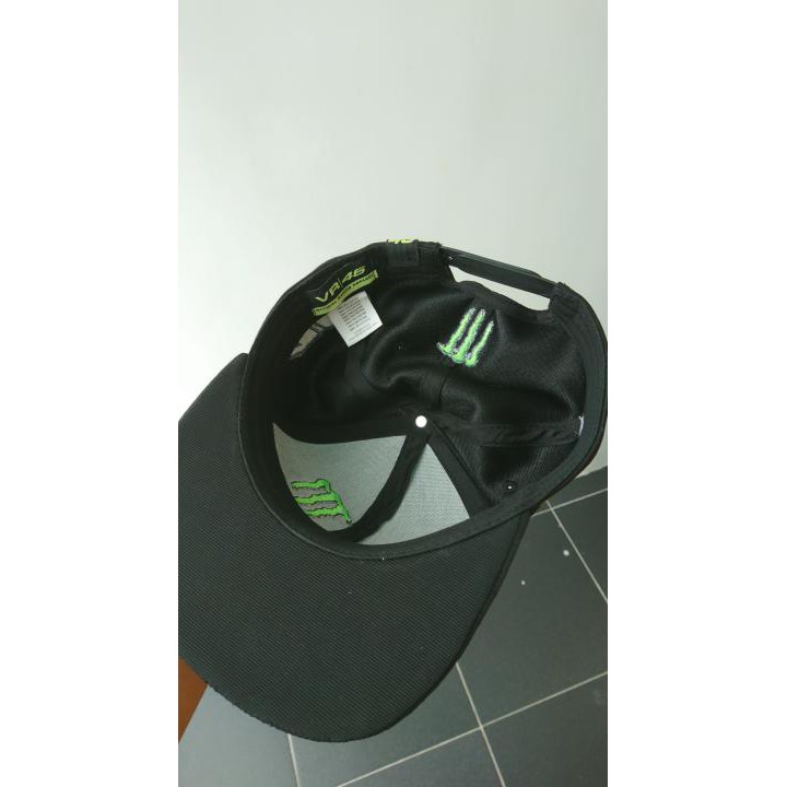 Segera order topi original rossi vr46 Limited