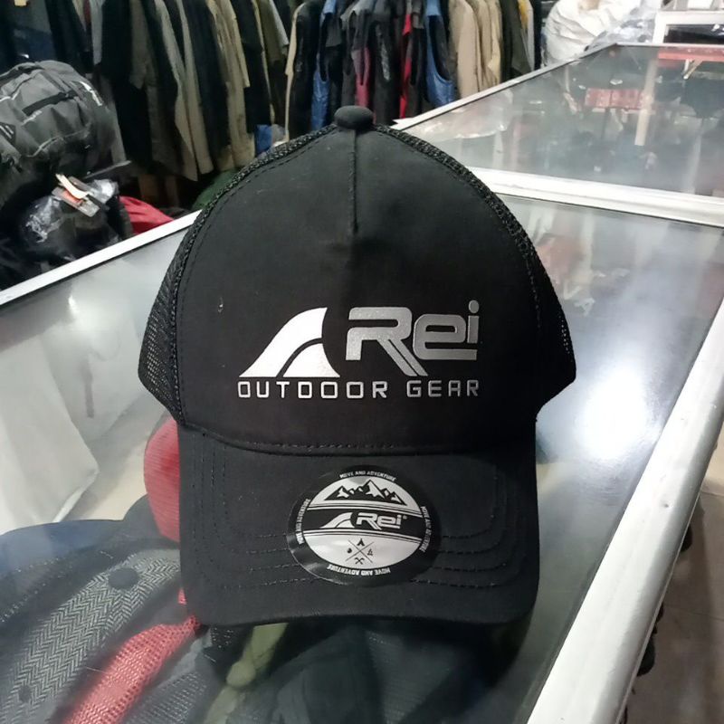 Topi Arei outdoorgear 02