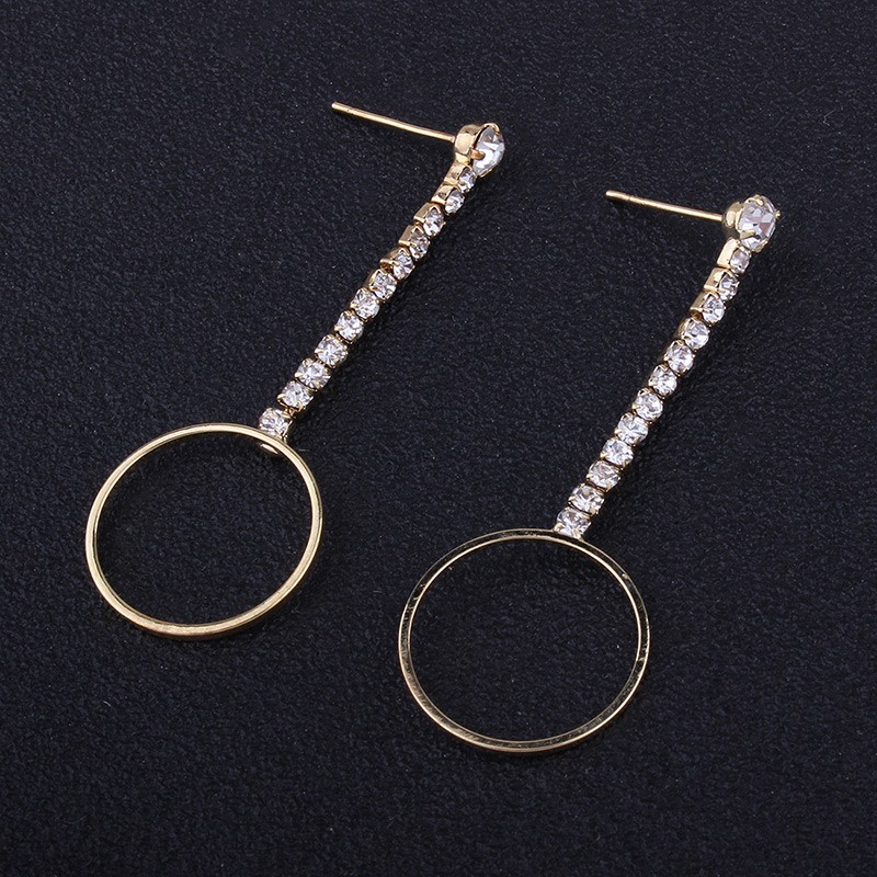 LRC Anting Tusuk Elegant Gold Color Shape Decorated Earrings