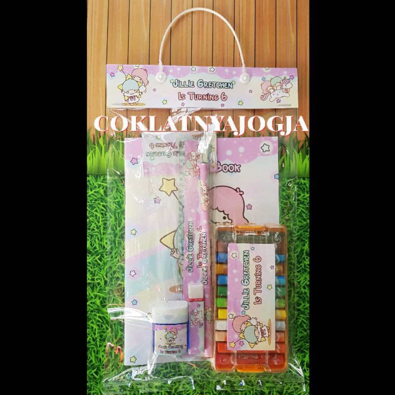 

(PO 13hr kerja, MIN 12) Birthday Goodie Bag Isi Buku Aktivitas, Crayon Standar dan Alat Tulis Custom Tema Little Twin