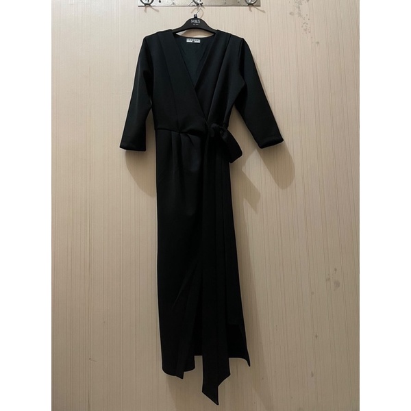 Dress Vezzo size L ( bisa udjust S-L )